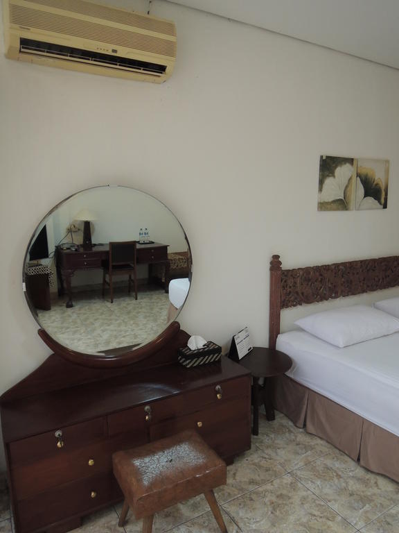 Rumah Polonia Guest House Jakarta Room photo